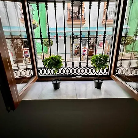 Vacacional Centro La Casita De La Portera Μαρμπέλλα